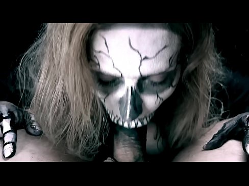 ❤️ Demon nga babaye nga nagsuso sa manok uban sa iyang itom nga baba ug gilamoy cum. ️  Sex sa ceb.superpornpics.ru ❌❤